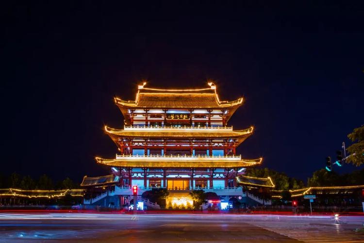 湖南长沙旅游景点，湖南长沙旅游景点橘子洲头