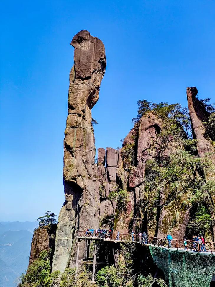 三清山风景名胜区，三清山风景名胜区天气预报？