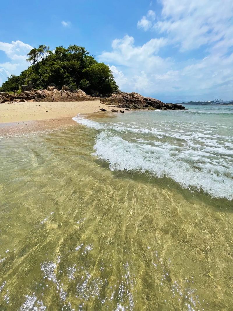 深圳海边哪里好玩，深圳海边哪里好玩可以游泳？