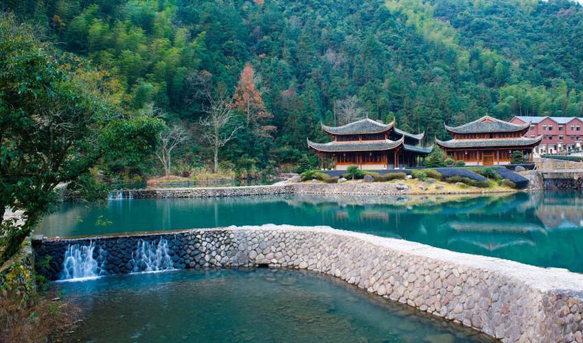 金华旅游必去前十景点，金华旅游必去前十景点图片？