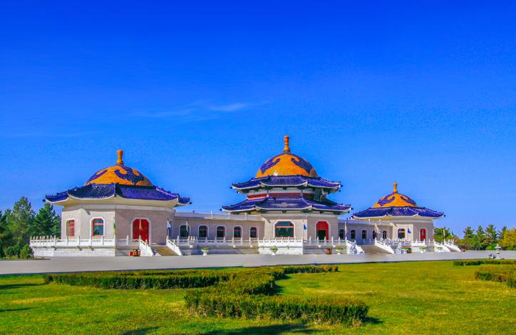 内蒙旅游必去10大景点，内蒙旅游必去10大景点和费用？
