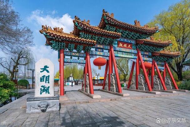 过年想去旅游去哪里好，过年去哪些地方旅游比较好？