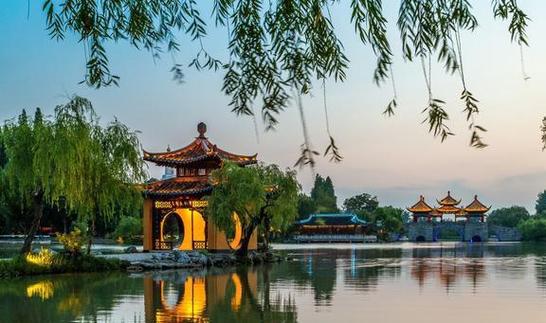 扬州的旅游景点？扬州的旅游景点有哪些最出名？