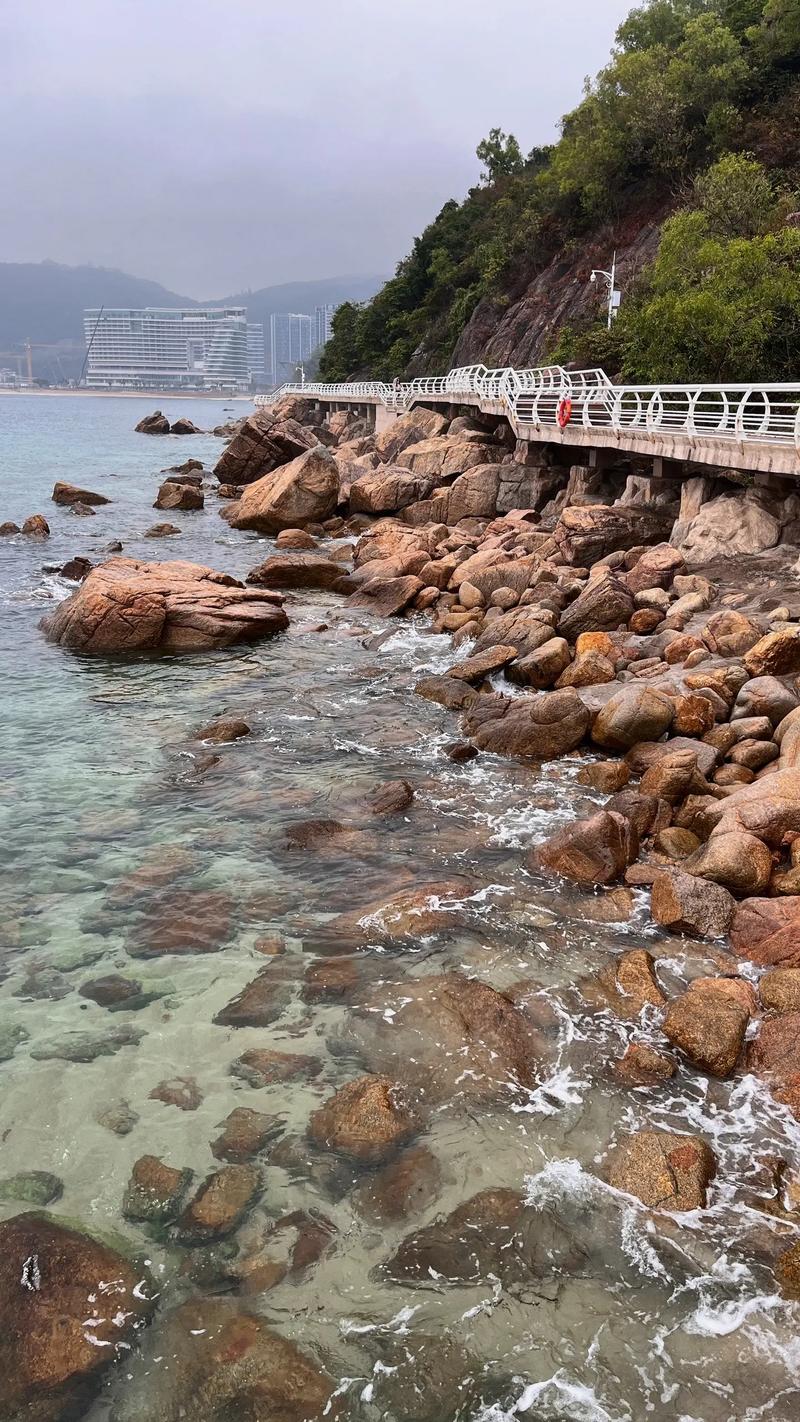 深圳小梅沙有什么好玩的，深圳小梅沙附近景点？