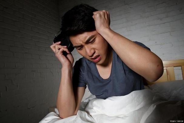 疫情使人崩溃，疫情使人压抑